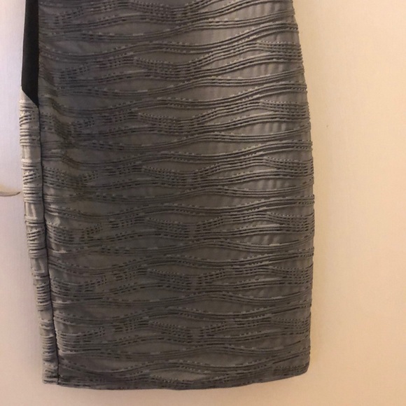 Classy gray and black dress - Picture 5 of 6